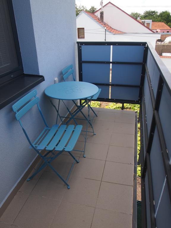 Ladná Apartmany Relax מראה חיצוני תמונה