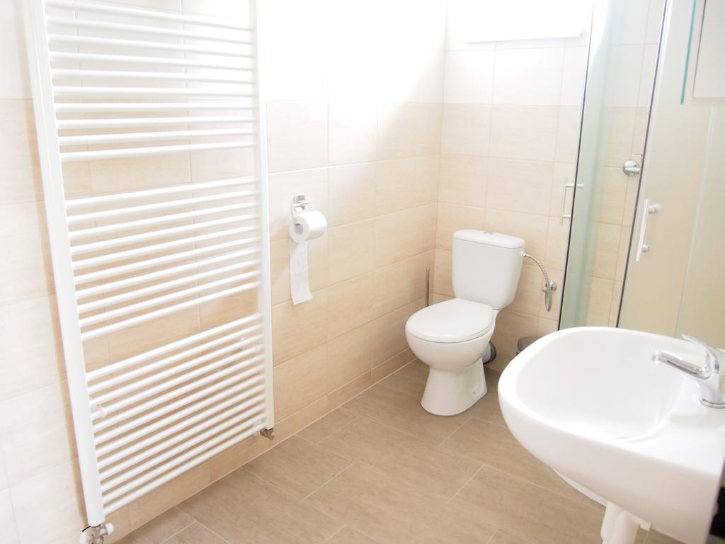Ladná Apartmany Relax מראה חיצוני תמונה